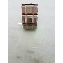 Orologio donna GUESS in acciaio tipo bracciale con quadrante quadrato specchiato mod,I85555L1